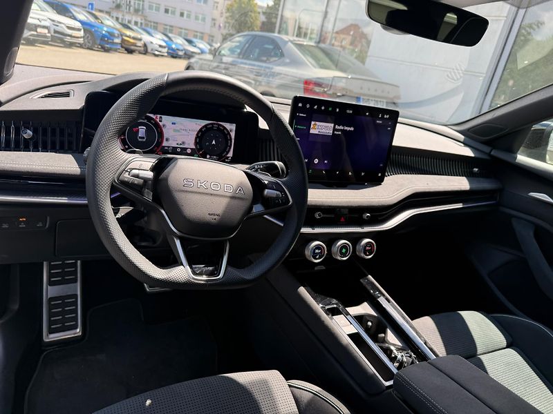 Škoda Superb Sportline 2.0 TDI 110kw DSG Co - fotka 10 z 29