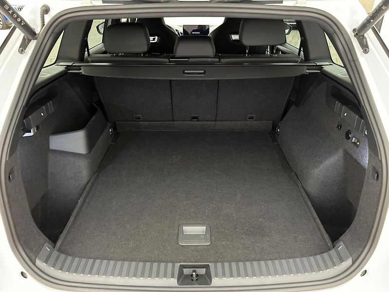 Škoda Kodiaq 2.0 TDI 4x4 SportLine - fotka 23 z 30