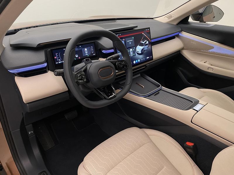 Lynk & Co 08 (2025) MORE PHEV - fotka 31 z 72