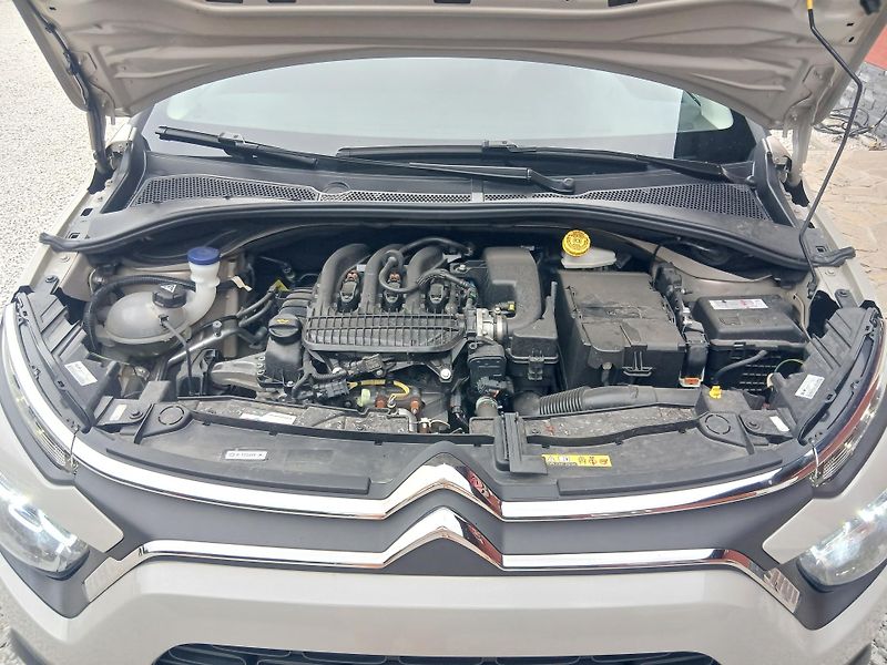 Citroën C3 1.2i ČR 1.MAJ. - fotka 25 z 34