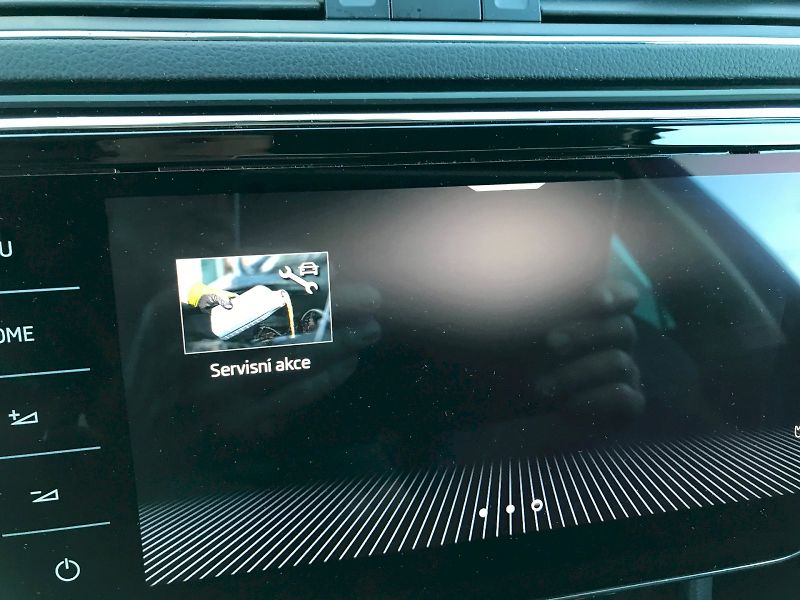 Škoda Superb (2022) COM iV L K TS 115/1.4 A6F - fotka 21 z 28