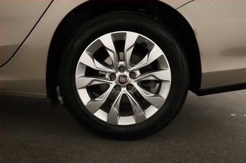 Fiat Tipo (2018) 1.6 16V, Automat, ČR,1.maj - fotka 18 z 18