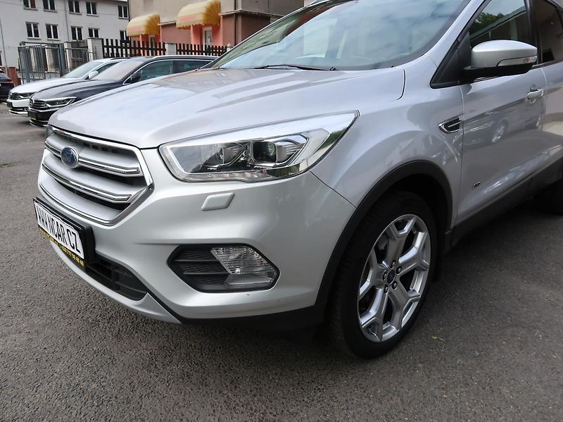 Ford Kuga (2018) 2,0TDCi,110kw,AP,4x4,18ALU - fotka 34 z 36