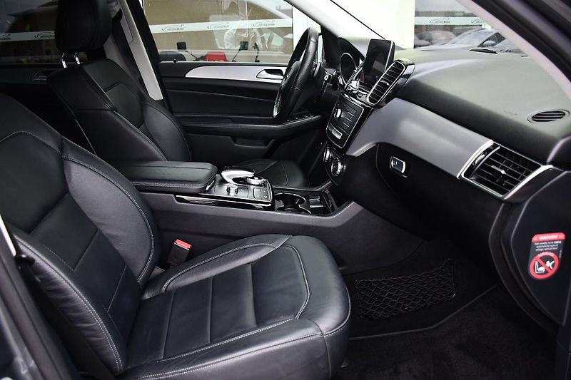 Mercedes-Benz GLE 350D 4MATIC VZDUCH ČR - fotka 17 z 42