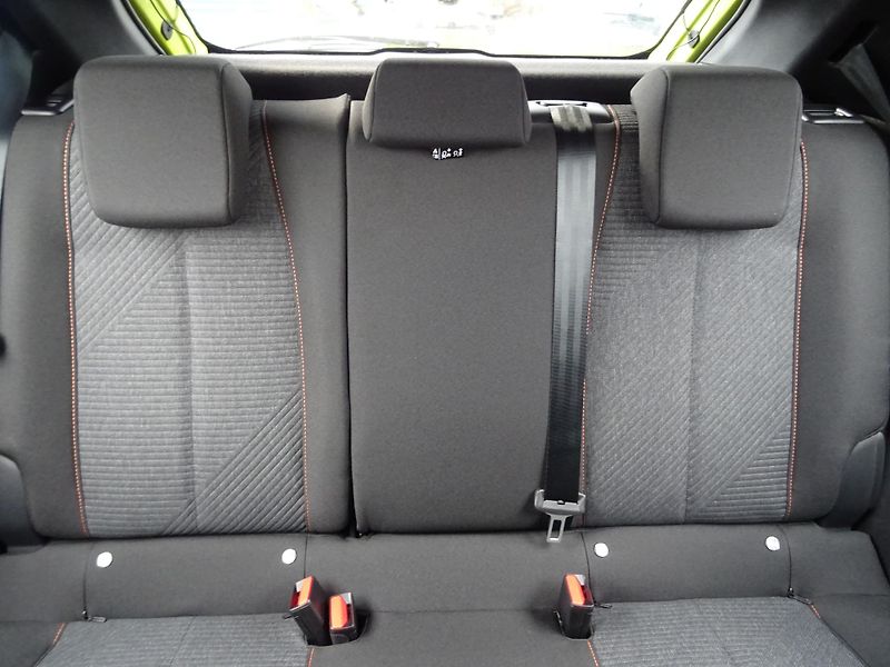 Peugeot 208 (2026) STYLE Hybrid 110 e-DCS6 - fotka 16 z 37