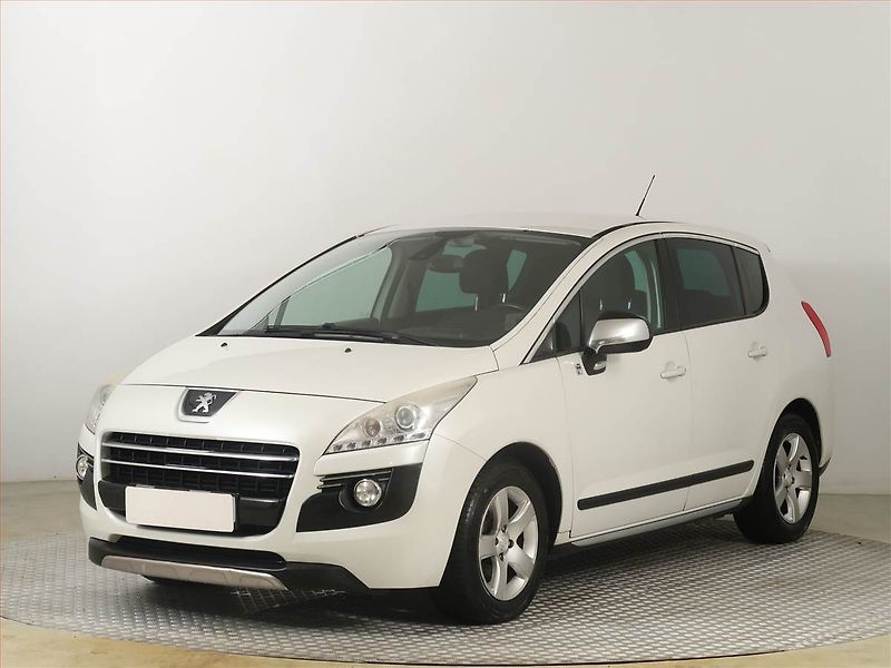 Peugeot 3008 (2013) Hybrid4, Automat, Tempomat - fotka 2 z 22