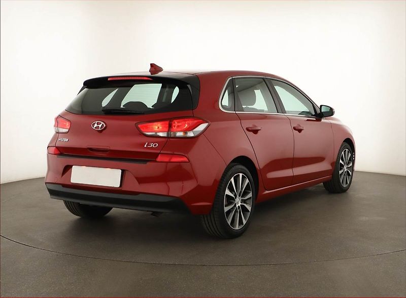 Hyundai i30 (2020) 1.4 T-GDI, ČR,1.maj - fotka 5 z 20