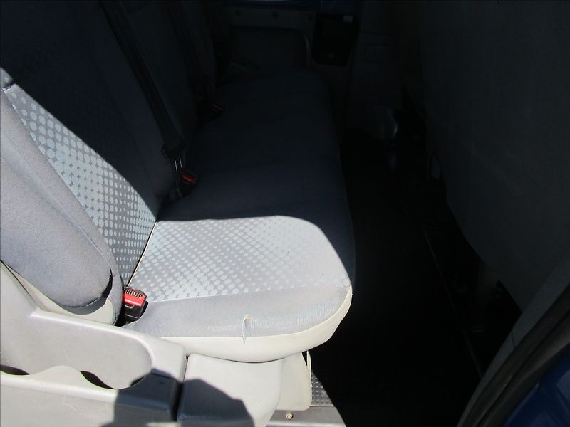 Renault Trafic 2.0dCi 115 L2H1, 6 míst - fotka 24 z 45