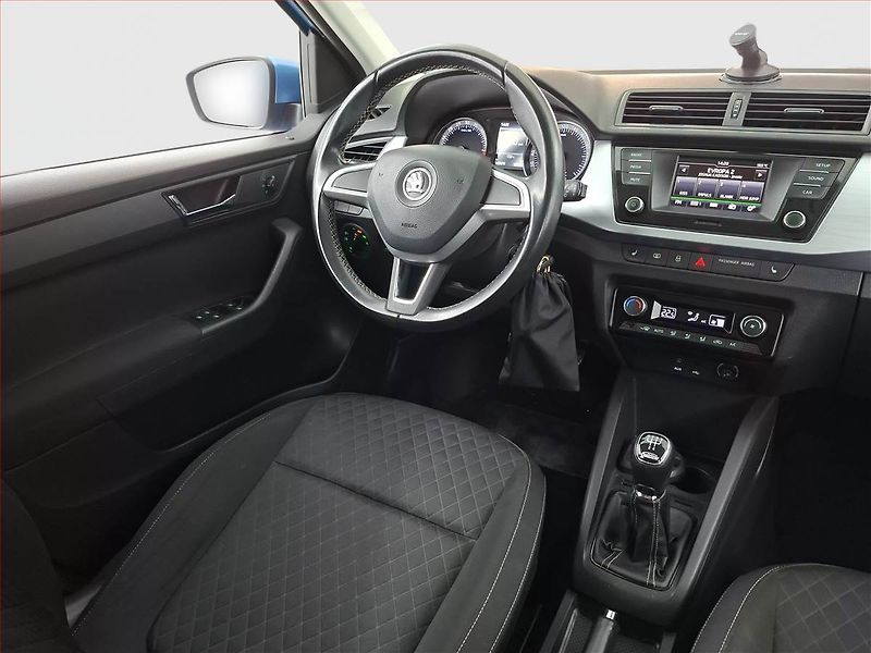 Škoda Fabia (2015) Ambition 1.4 TDI, Serv.kniha - fotka 7 z 16