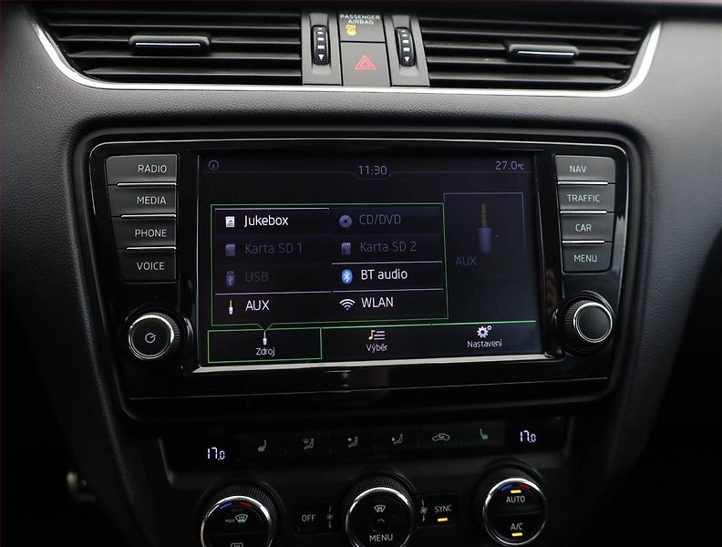 Škoda Octavia (2015) Style 2.0 TDI, Navi, Xenony - fotka 11 z 19
