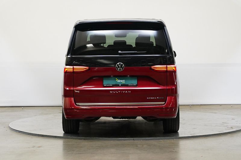 Volkswagen Multivan - fotka 6 z 32