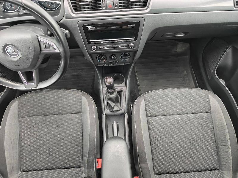 Škoda Rapid Ambition 1,2 TSI - fotka 9 z 21