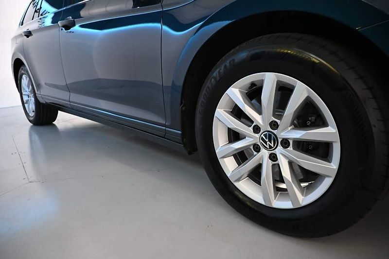 Volkswagen Passat (2023) 2.0 LED DSG ACC Kamera Tažné T - fotka 32 z 34