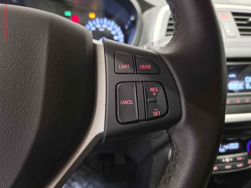Suzuki SX4 (2015) 1.6VVT 4x4, 1.maj,ČR, AC - fotka 14 z 21