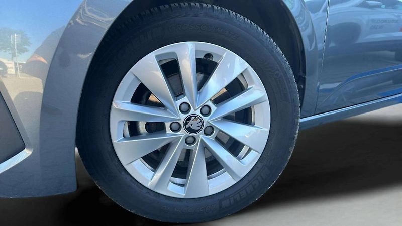 Škoda Scala Top Selection 1,0TSI 85kW MT6/ - fotka 27 z 27