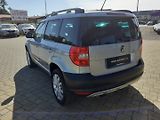 Škoda Yeti (2011) 1.4 TSI AMBIENTE - náhled 4
