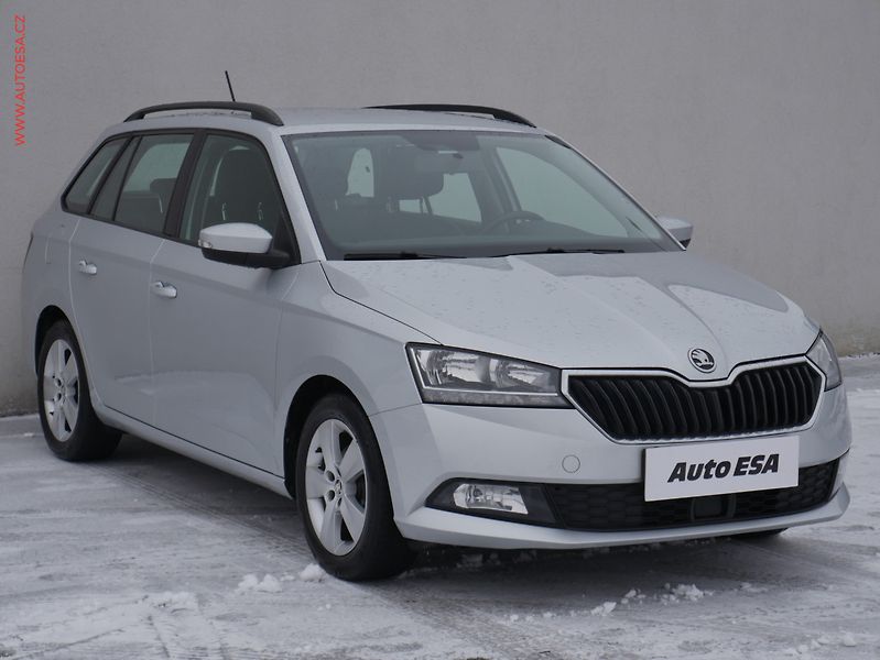 Škoda Fabia (2021) 1.0 TSi, 2.maj,ČR, Ambition - fotografie inzerátu