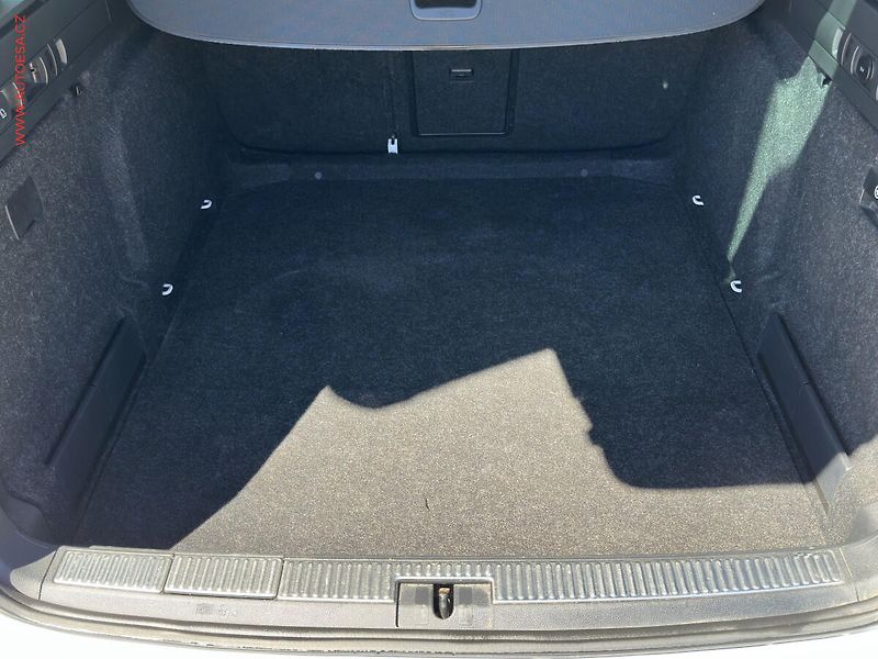Škoda Superb (2015) 2.0 TDi, Style, DSG - fotka 7 z 20