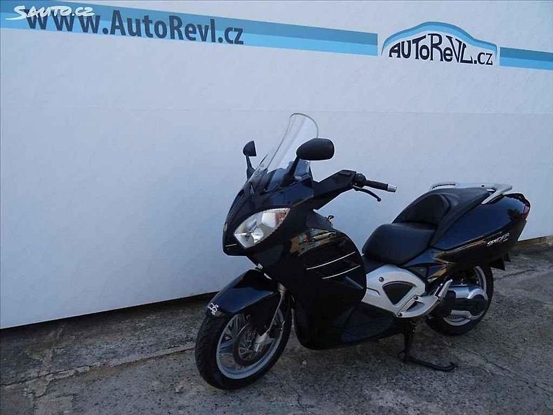 Honda SH 300i.