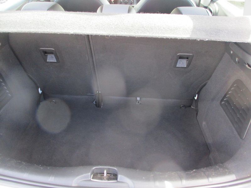 Citroën C3 (2012) 1,4i  - fotka 9 z 11