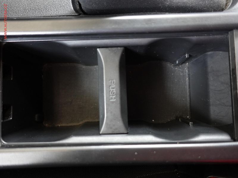 Honda Civic (2012) 1.4i, servis.kniha - fotka 20 z 21