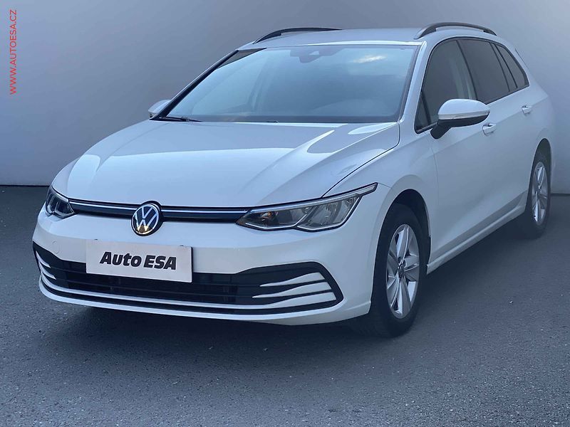 Volkswagen Golf (2022) 2.0 TDi, ČR, Life, LED - fotka 3 z 18