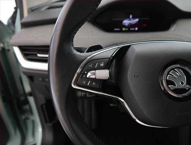 Škoda Enyaq (2023) iV 60 (62 kWh), SoH 92% - fotka 23 z 33