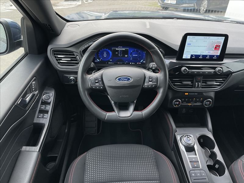 Ford Kuga 2,0 EcoBlue AWD AT8 ST-Line TZ - fotka 7 z 20