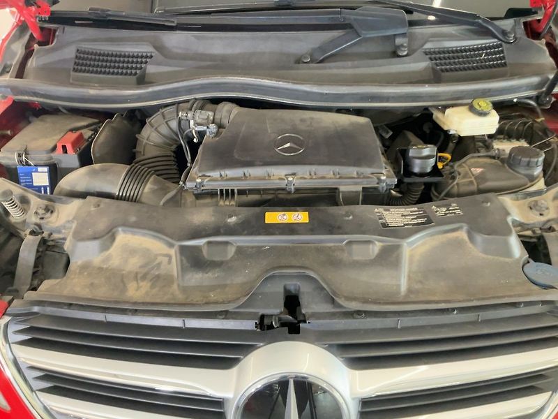 Mercedes-Benz Třídy V (2016) 250d lang 4Matic Avantgarde Ed - fotka 21 z 23