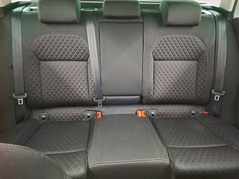 Škoda Superb (2019) 2.0 TDI, Navi, Bi-Xenony - fotka 10 z 21