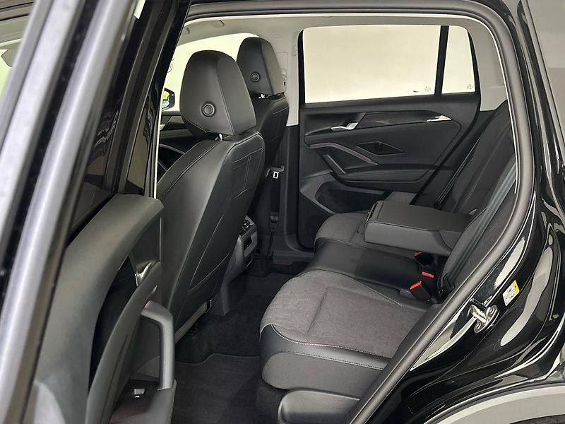 Volkswagen Tiguan People DSG - fotka 8 z 31