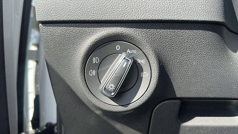 Škoda Karoq Top Selection 1,5 TSI 110kW MT - fotka 18 z 28