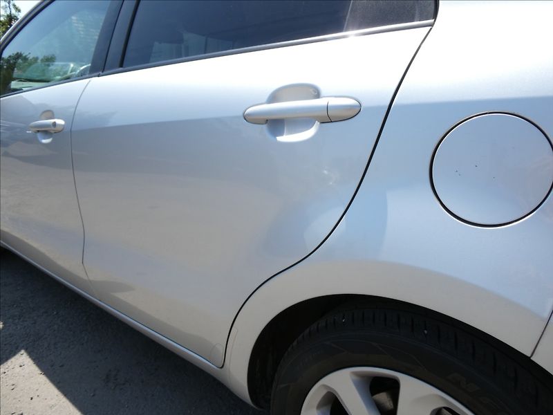 Kia Rio 1,2 i 62kW serviska, NAVI - fotka 16 z 44
