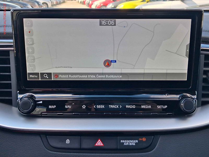 Kia XCeed (2022) 1.5 T-GDi, 2.maj,ČR, TOP, AT - fotka 15 z 25