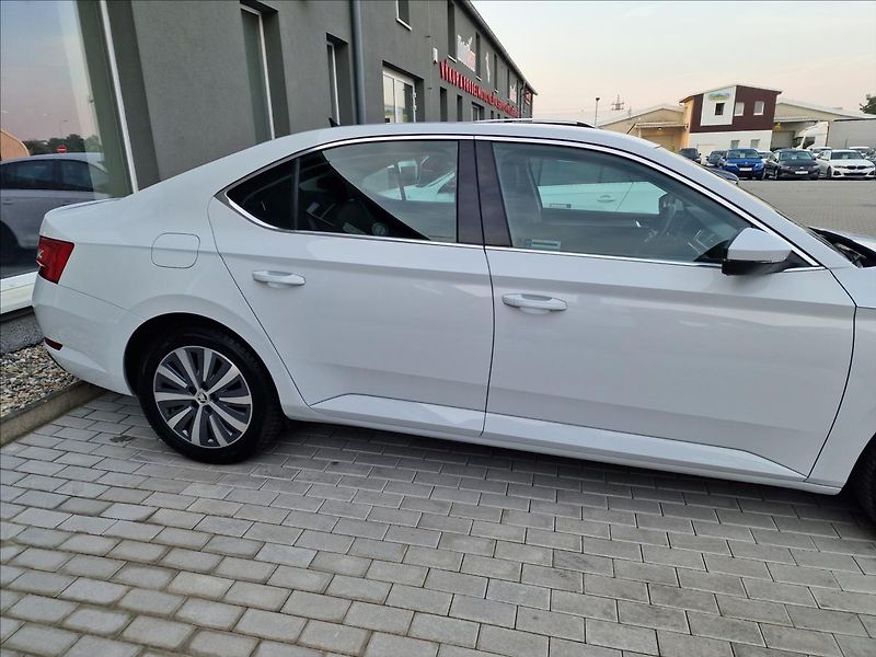Škoda Superb 2.0TDI 110kW,původ ČR,1.Maj - fotka 43 z 50