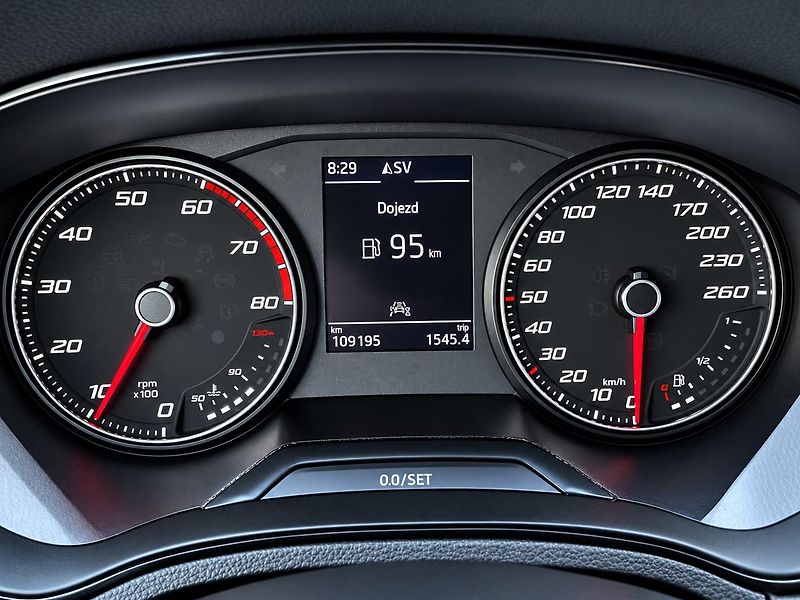 Seat Arona (2020) 1.5 TSI 110 kW FR - fotka 25 z 35