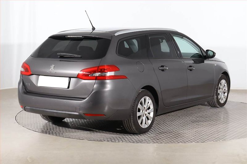 Peugeot 308 (2016) 1.6 BlueHDi, Serv.kniha - fotka 5 z 22