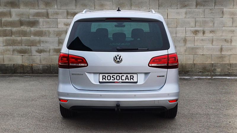 Volkswagen Sharan 2.0 TDI 135kW 4Motion HIGHLINE - fotka 6 z 50