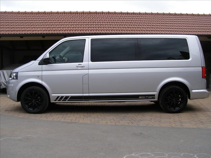 Volkswagen Caravelle 2,0   LONG  DSG po servisu 103 - fotka 2 z 38