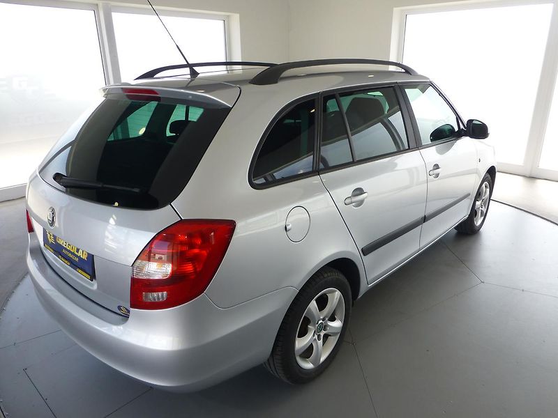 Škoda Fabia (2011) 1,2TSI*KLIMATIZ**ALU KOLA**ESP - fotka 5 z 23