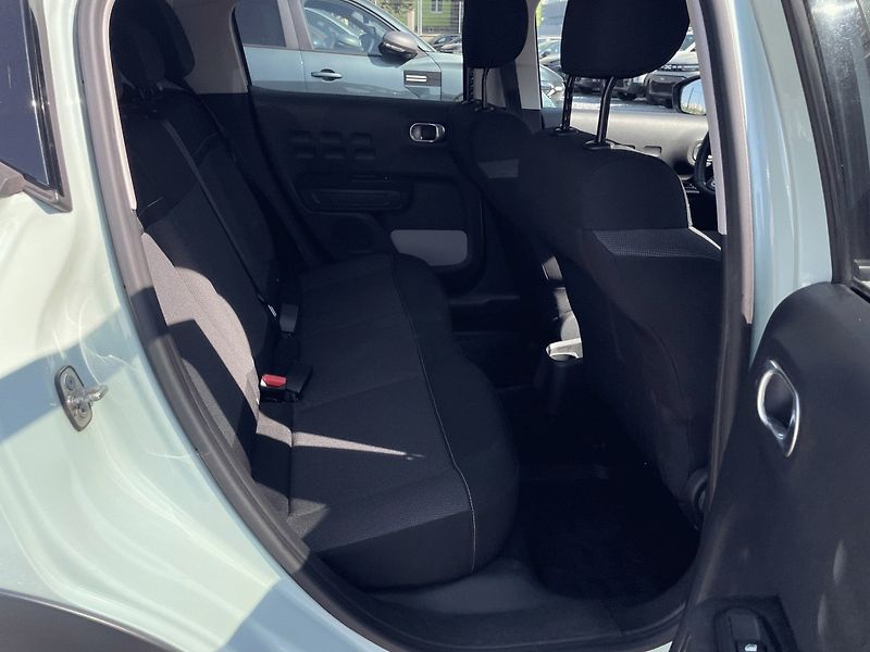 Citroën C3 (2017) 1.2 PureTech,Feel,60kW,1.Maj,Č - fotka 29 z 35