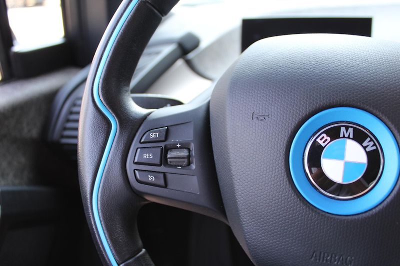 BMW i3 i3s 120Ah - fotka 16 z 32