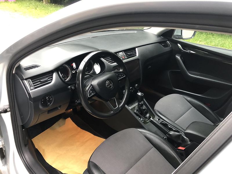 Škoda Octavia (2020) COMBI 1.5 TSI DSG STYLE 2020 - fotka 13 z 17
