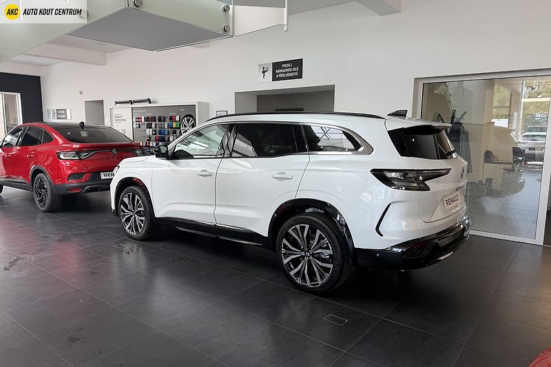 Renault Espace (2026) iconic full hybrid E-Tech 200 - fotka 2 z 4