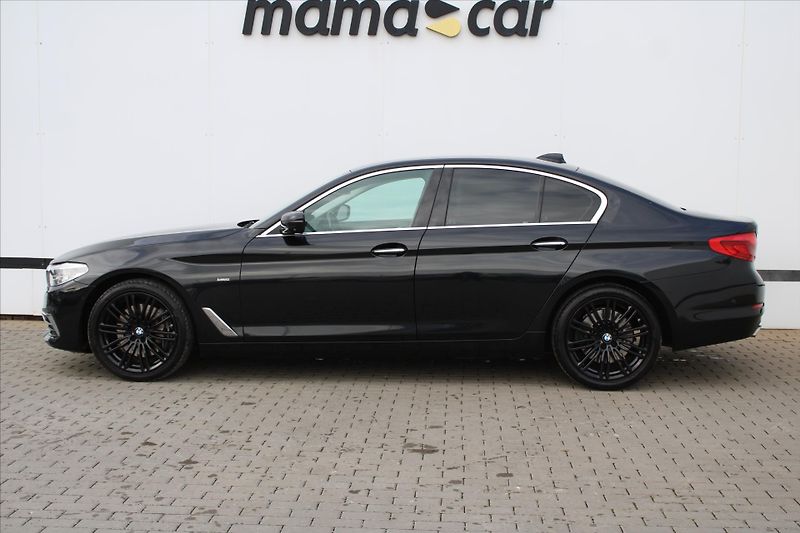 BMW Řada 5 540i xDrive 250kW LUXURY ČR - fotka 4 z 35