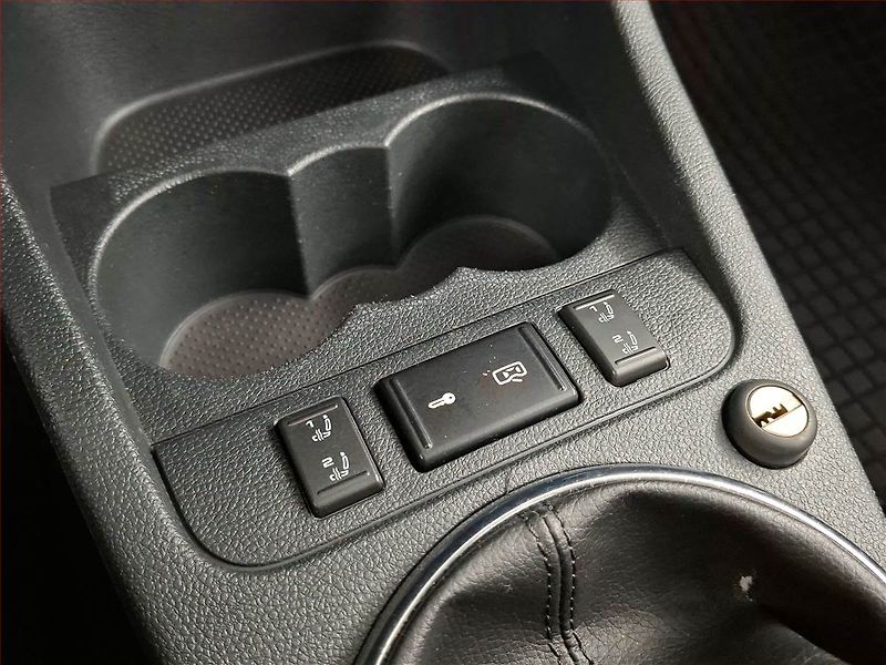 Škoda Fabia (2012) Elegance 1.2 TSI, Tempomat - fotka 14 z 15