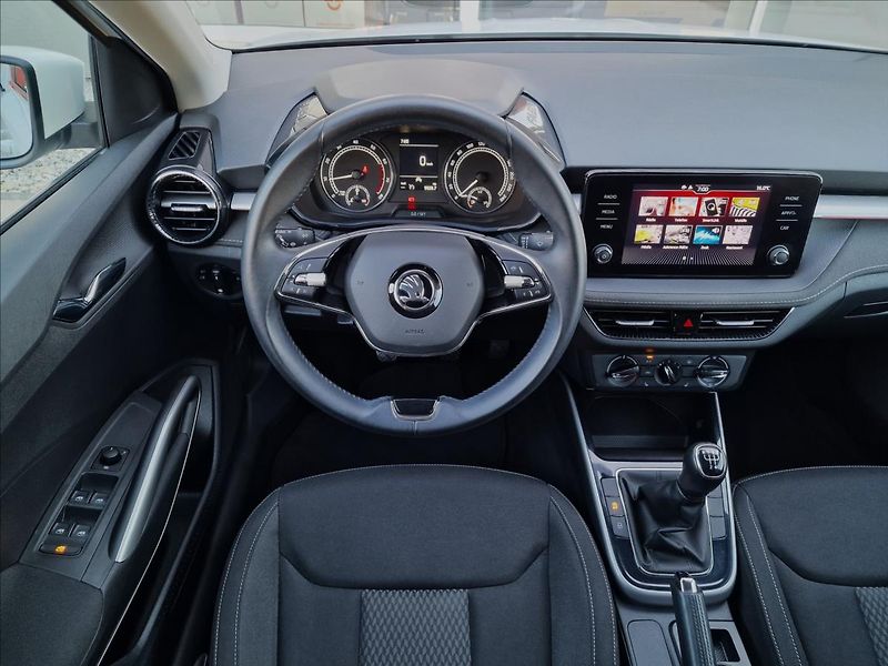 Škoda Fabia 1.0 TSI Style,Původ ČR,1.Maj. - fotka 12 z 49