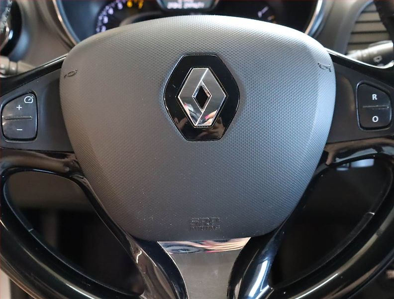 Renault Captur (2014) 1.2 TCe, Automat, Navi - fotka 17 z 17