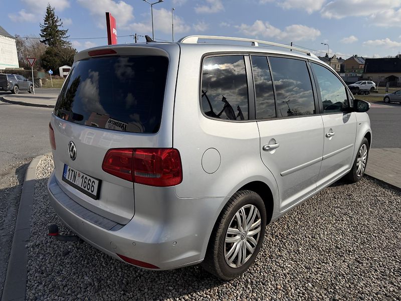Volkswagen Touran 1,6 TDi/77kW - Webasto,TZ,... - fotka 7 z 60