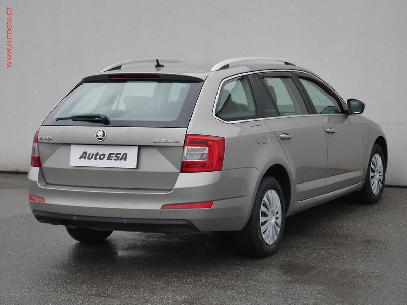 Škoda Octavia (2014) 2.0 TDI, DSG - fotka 4 z 24